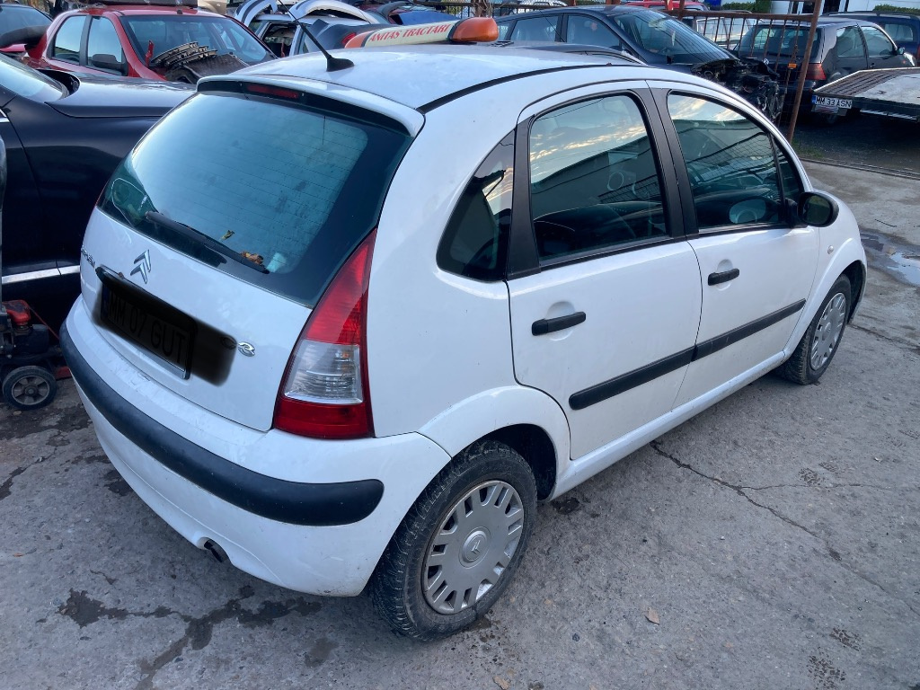 Aripa stanga spate Citroen C3 2005 Hatch