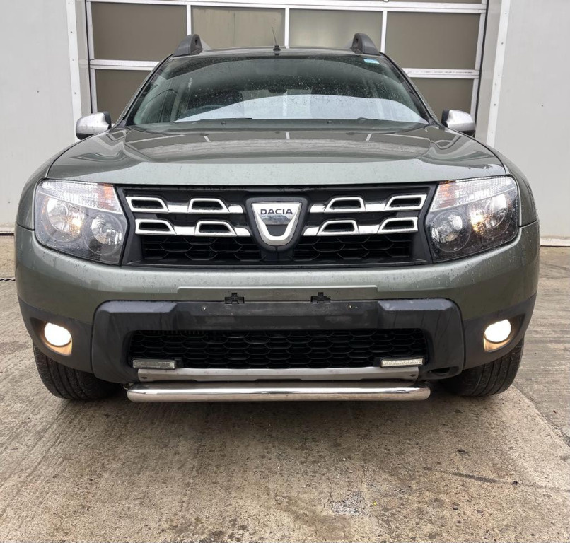 Aripa stanga spate Dacia Duster 2014 JEEP 1.5 DCI