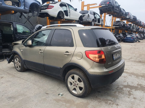 Aripa stanga spate Fiat Sedici 2008 4x4 1.9 ddis d19aa