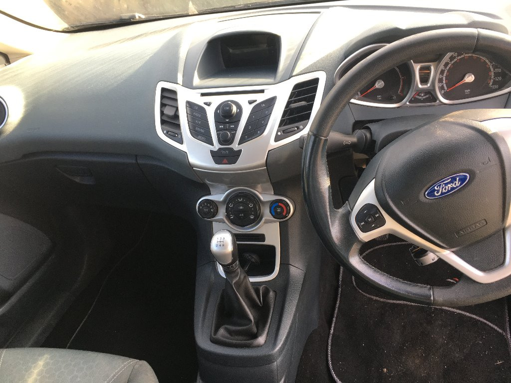 Aripa stanga spate Ford Fiesta 6 2009 CO