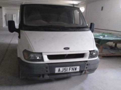 Aripa stanga spate Ford Transit 2001 DUBA 2.0