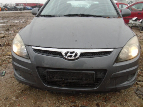 Aripa stanga spate Hyundai i30 2010 Hatchback 1.6
