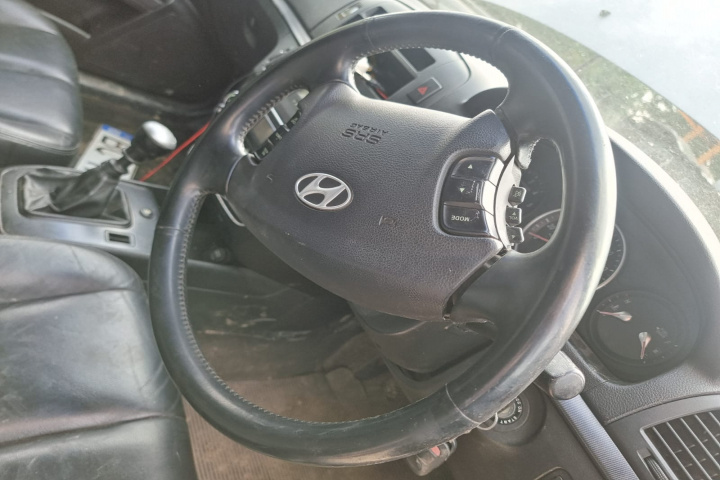Aripa stanga spate Hyundai Sonata 2007 b