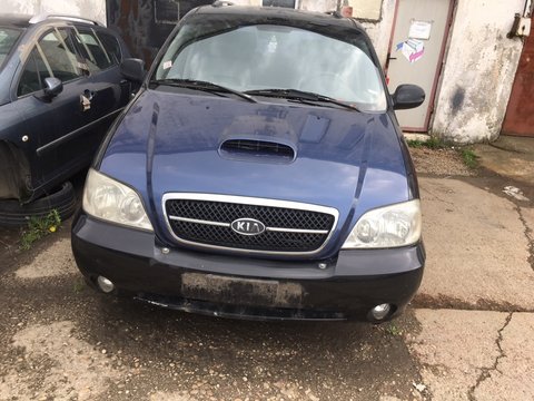 Aripa stanga spate Kia Carnival 2003 MONOVOLUM 2.9 CRDI