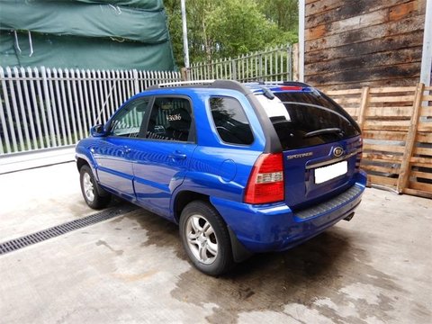 Aripa stanga spate Kia Sportage 2008 SUV 2.0i CVVT