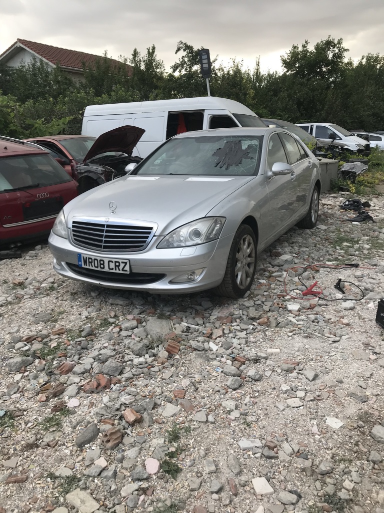 Aripa stanga spate Mercedes S-Class W221 2008 berlina 3000