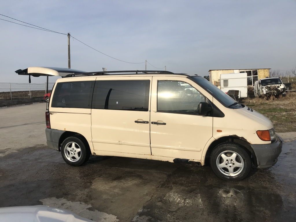 Aripa stanga spate Mercedes VITO 2001 du