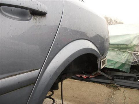 Aripa stanga spate Opel Vectra an 2007 19 Diesel150cp