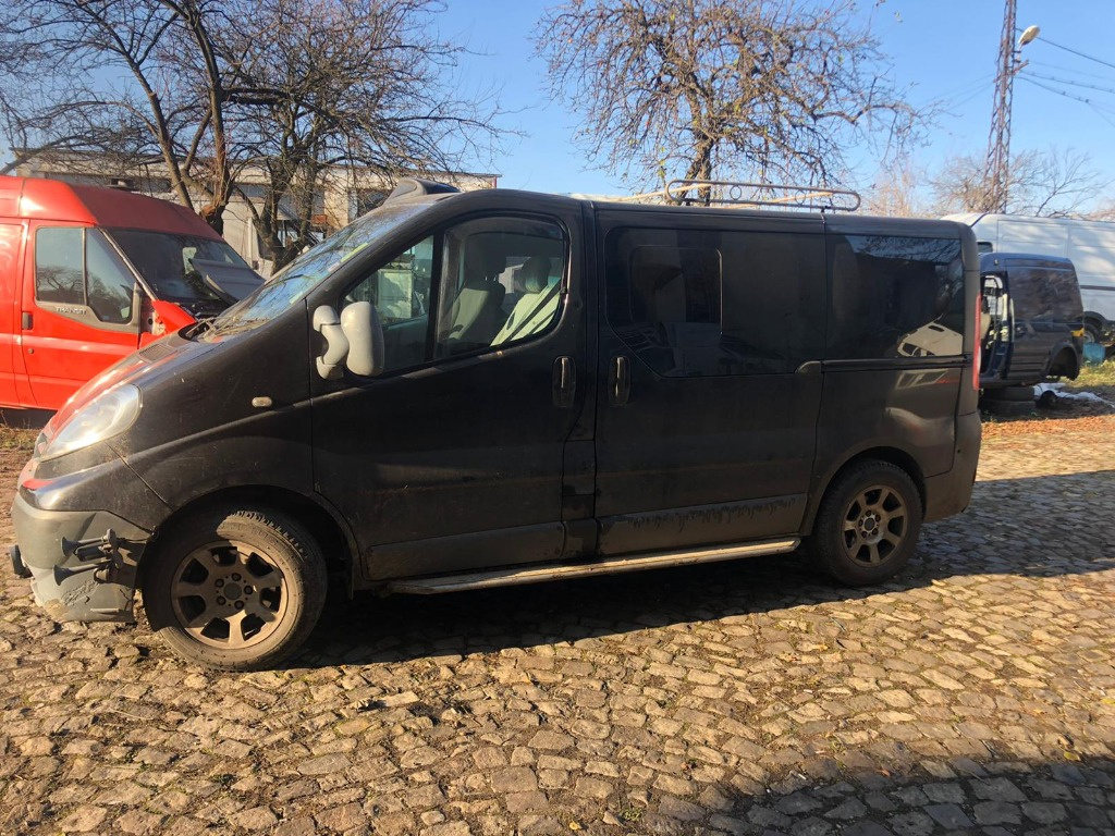 Aripa stanga spate Opel Vivaro 2001-2014