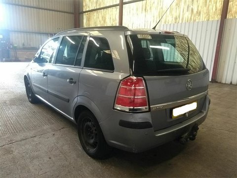 Aripa stanga spate Opel Zafira B 2007 MPV 1.9 CDTi