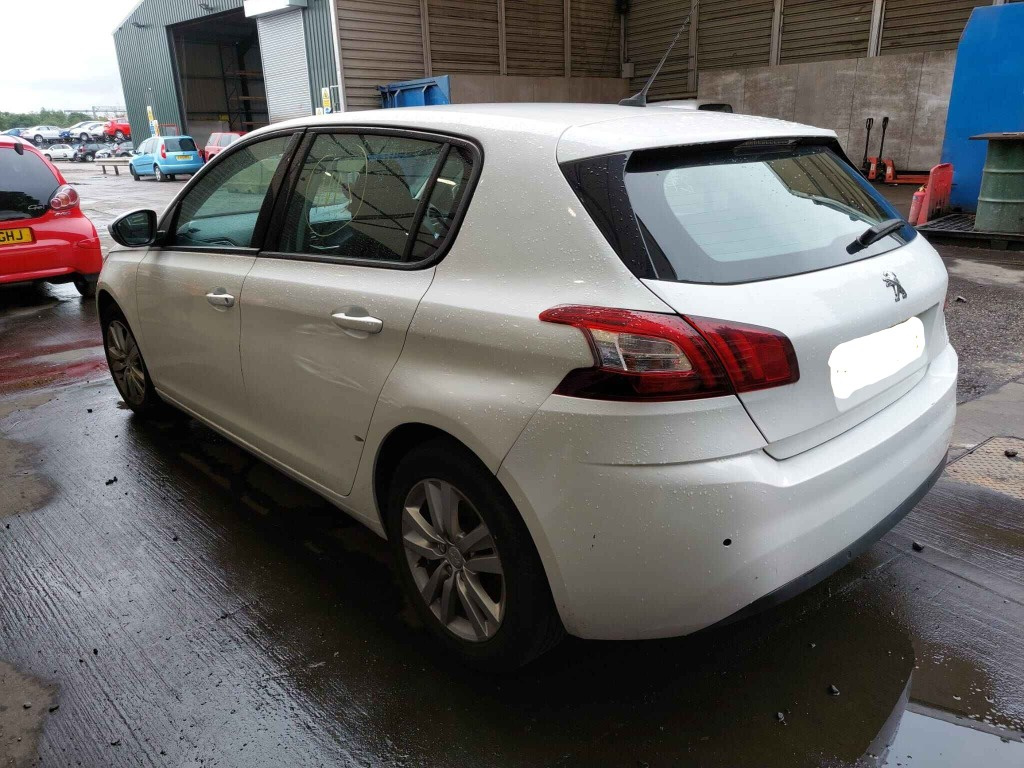 Aripa stanga spate Peugeot 308 2014 HATCHBACK 1.6 HDI DV6DTED