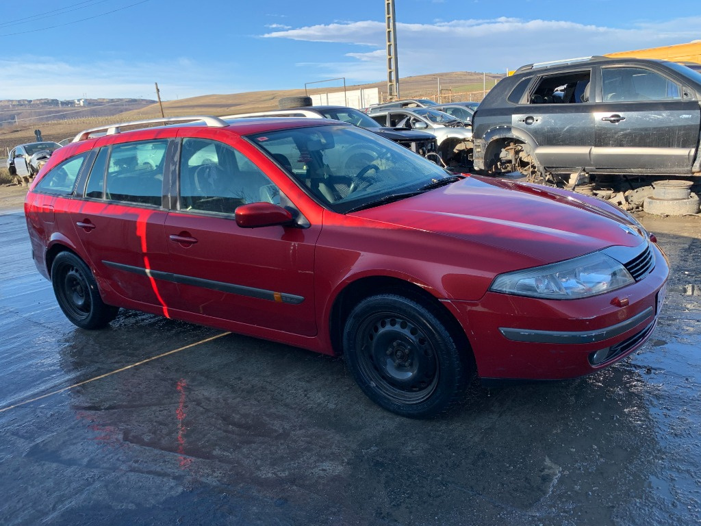 Aripa stanga spate Renault Laguna 2 2006 combi 2,2 dci