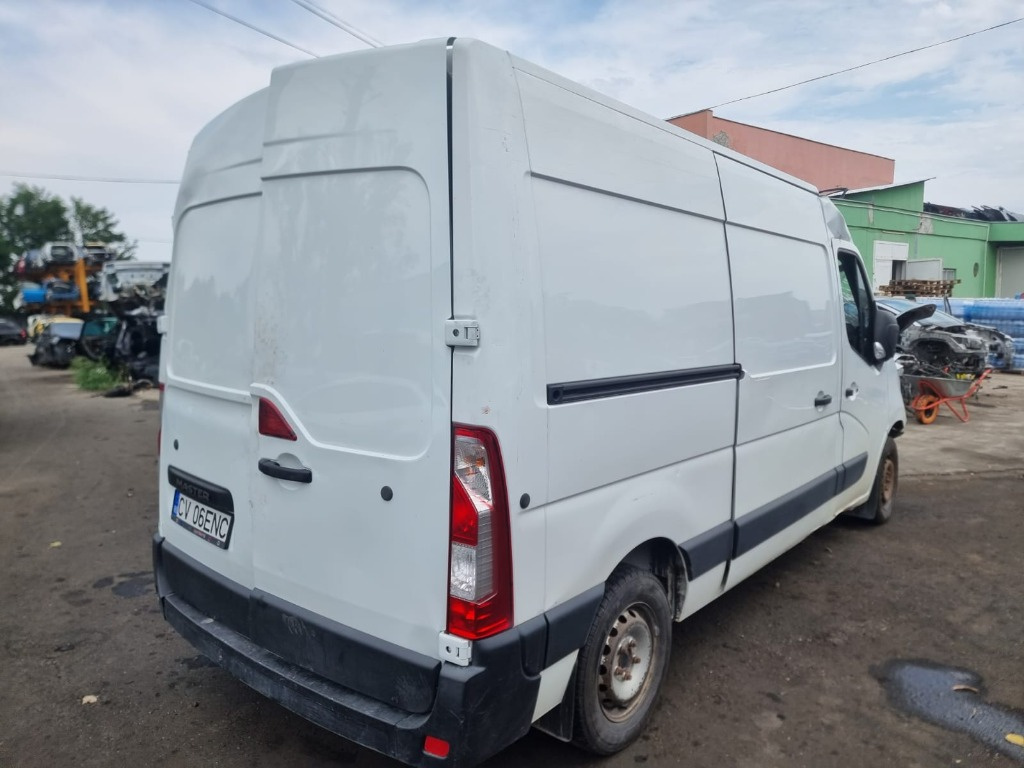 Aripa stanga spate Renault Master 2013 a