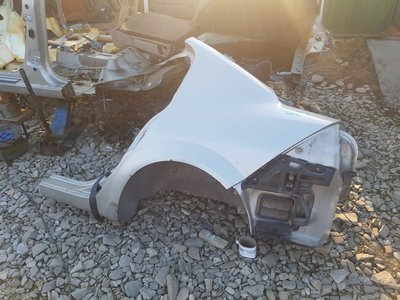 Aripa stanga spate Renault Megane 2 facelift 2006-