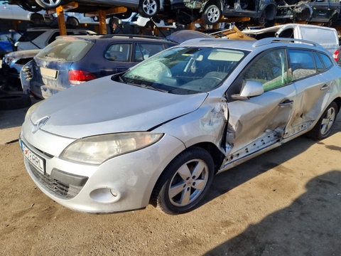 Aripa stanga spate Renault Megane 3 2010 Break 1.5