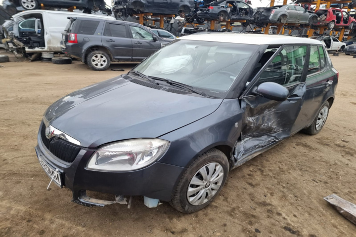 Aripa stanga spate Skoda Fabia 2 2010 hatchback 1.