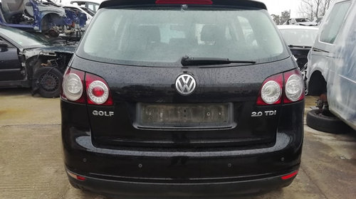 Aripa stanga spate Volkswagen Golf 5 Plu
