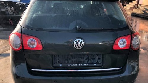 Aripa stanga spate Volkswagen Passat B6 