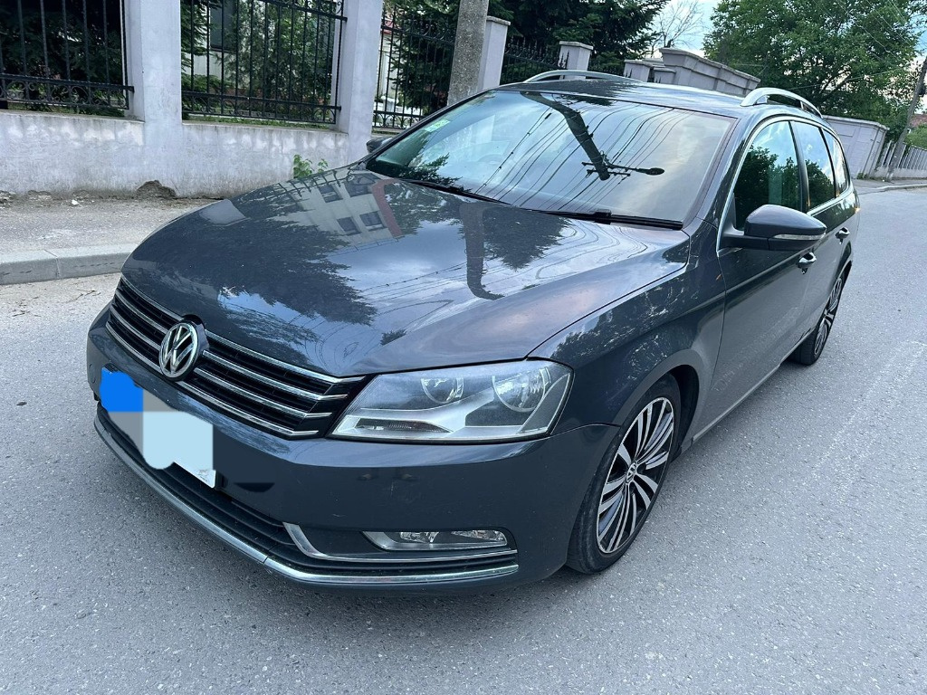 Aripa stanga spate Volkswagen Passat B7 2013 BREAK 1.6 TDI