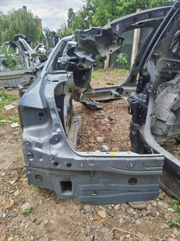 Aripa Stanga Spate Volkswagen Passat B7 