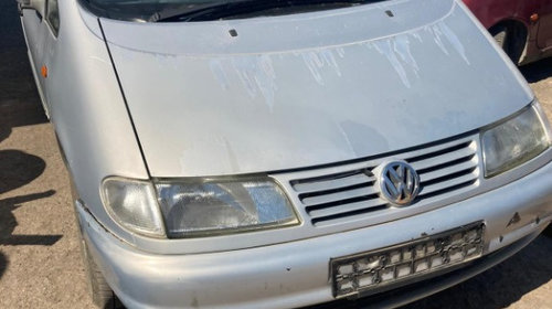 Aripa stanga spate Volkswagen Sharan 199
