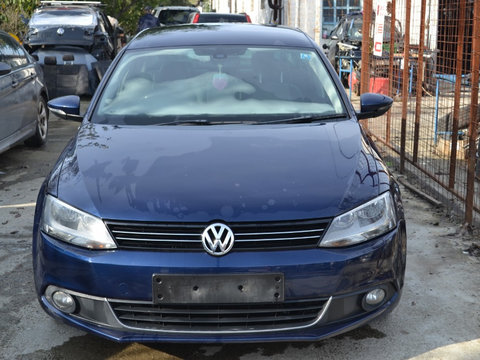 Aripa Stanga Spate Vw Jetta 4 2011 2012 2013 2014