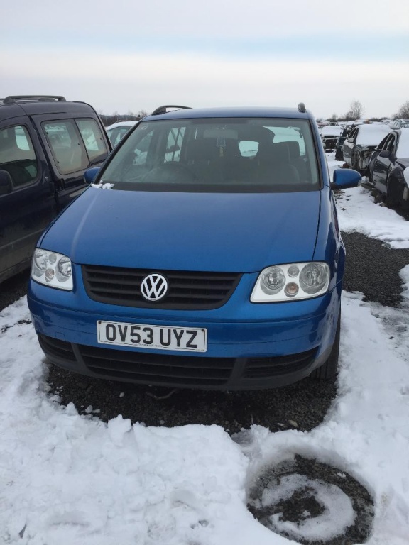 Aripa stanga spate VW Touran 2003 Hatchback 1.9 td