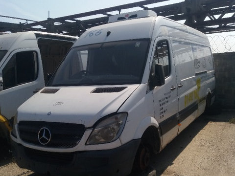 Aripi fata stanga dreapta mercedes sprinter 2008