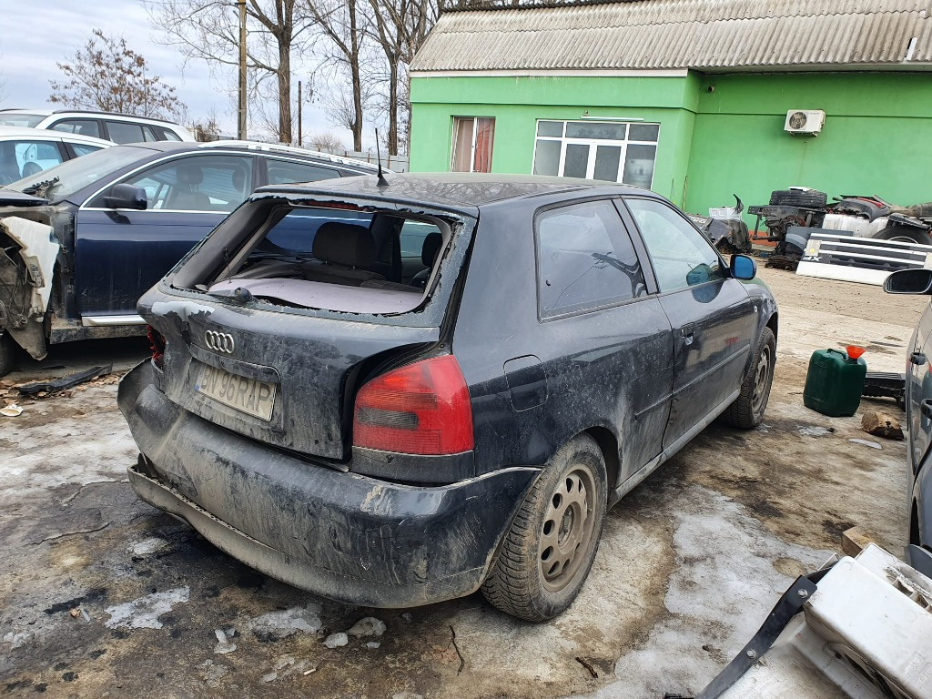 Armatura bara fata Audi A3 8L 2000 hatch