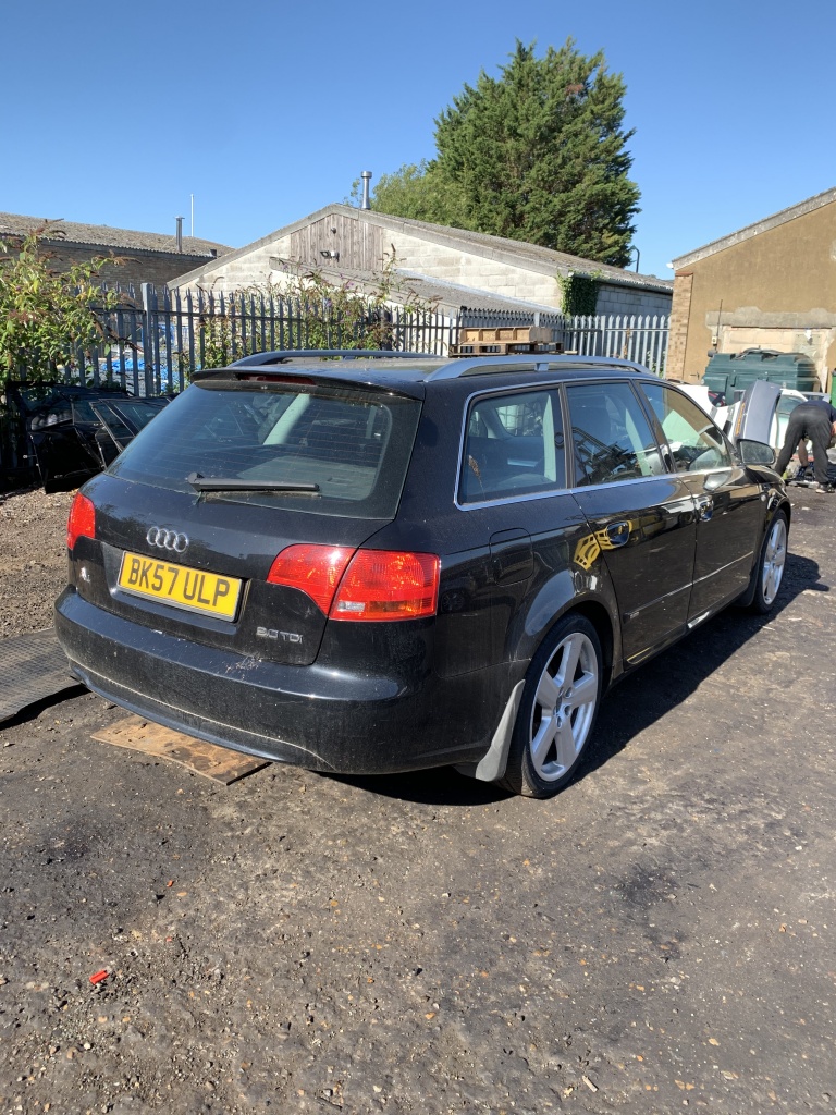 Armatura bara fata Audi A4 B7 2007 Combi