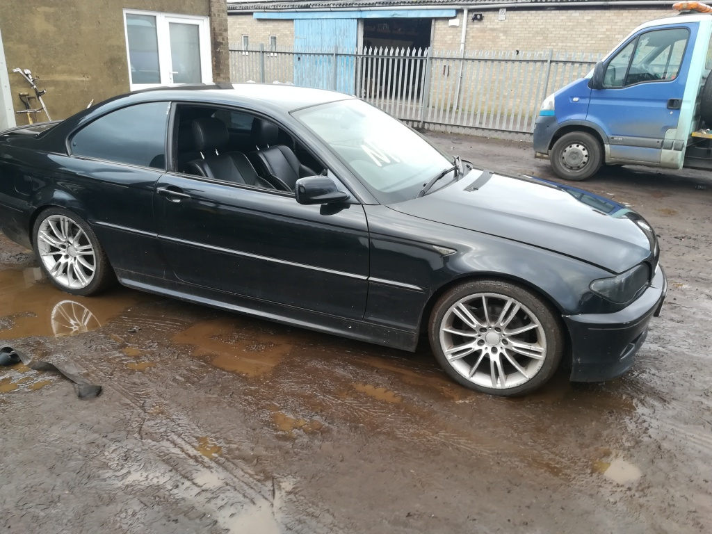 Armatura bara fata BMW Seria 3 E46 2005 