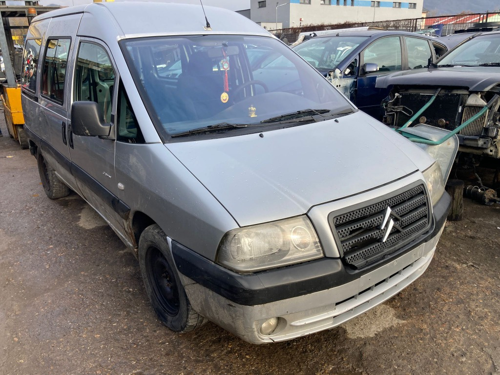 Armatura bara fata Citroen jumpy 2005 MONOVOLUM 2.0 HDI