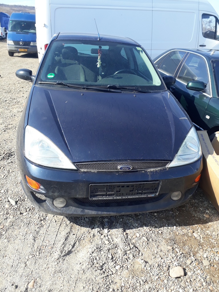 Armatura bara fata Ford Focus 1999 hatchback 1800