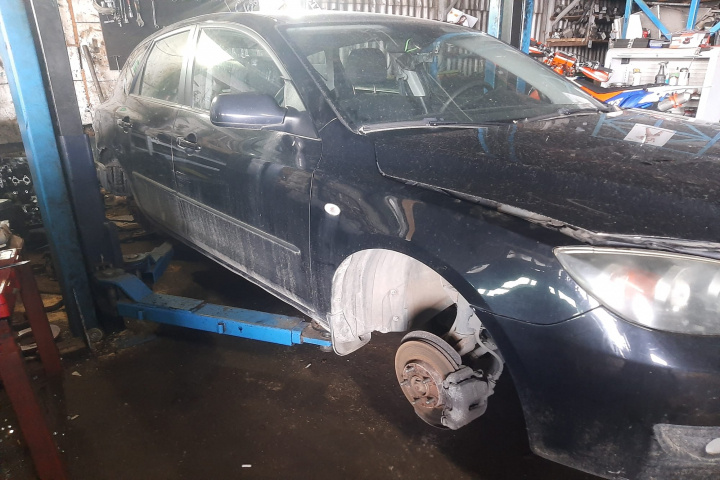 Armatura bara fata Mazda 3 BK [facelift]