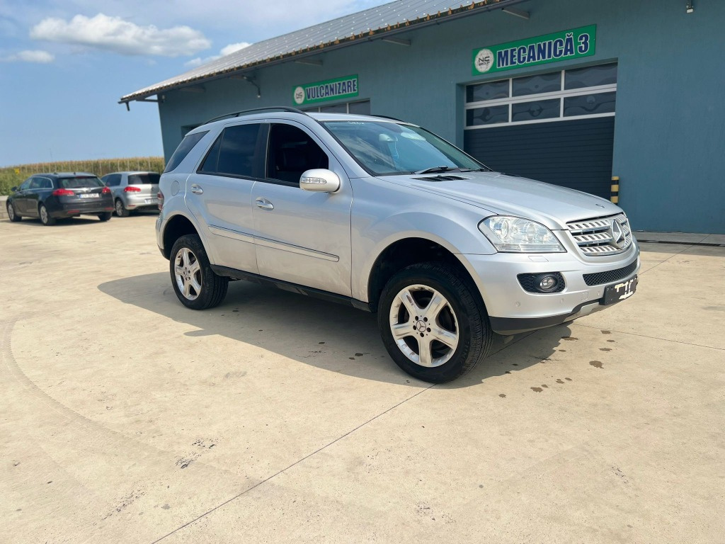 Armatura bara fata Mercedes ML 320 W164 3.0 CDI