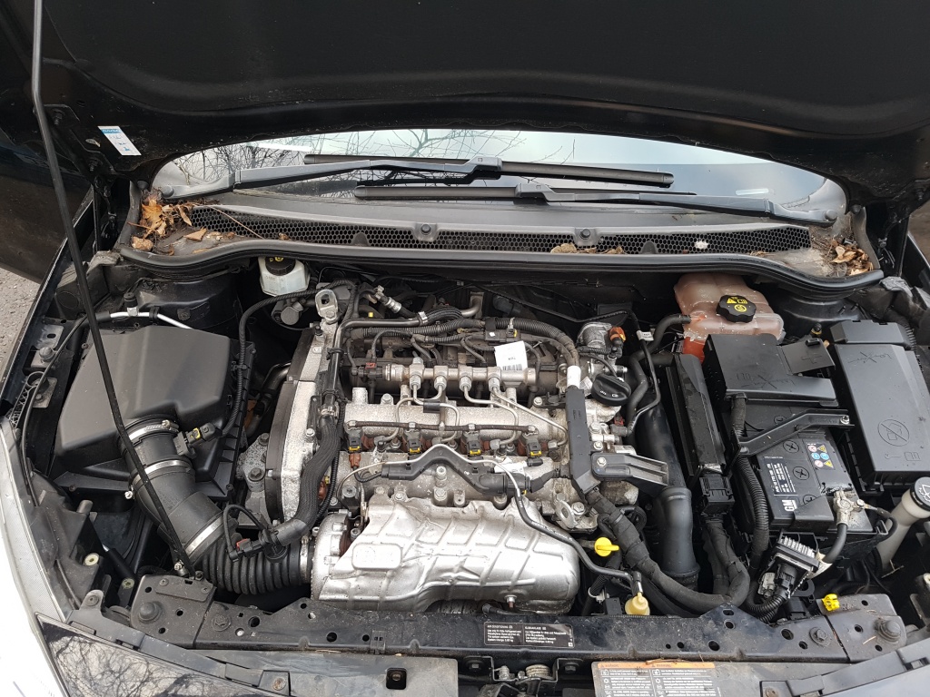 Armatura bara fata Opel Astra J 2011 Sta