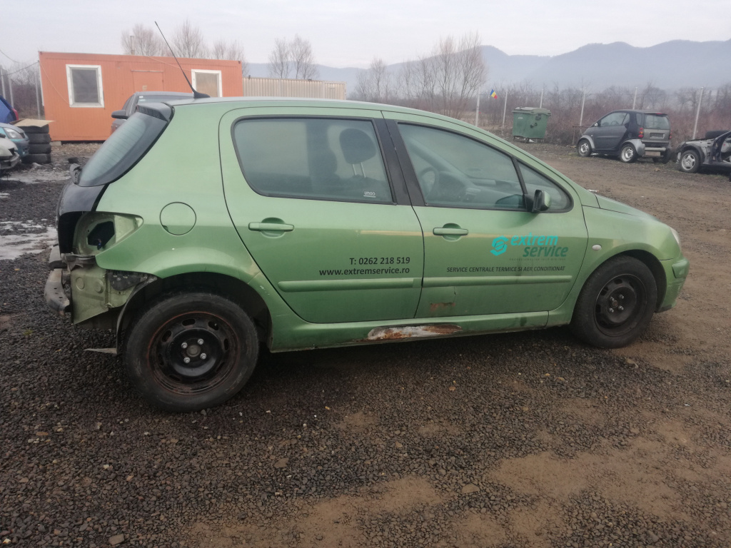 Armatura bara fata Peugeot 307 2003 Hatc