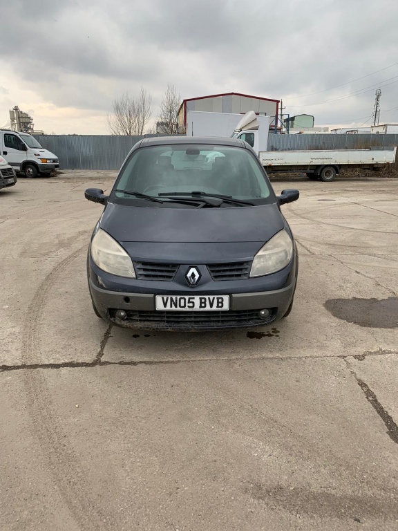 Armatura bara fata Renault Scenic 2005 Berlina 1.5