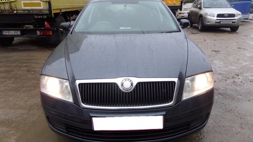 Armatura Bara Fata Skoda Octavia 2 din 2