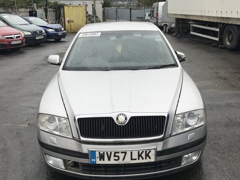 Armatura bara fata Skoda Octavia 2008 Hatchback 1.9