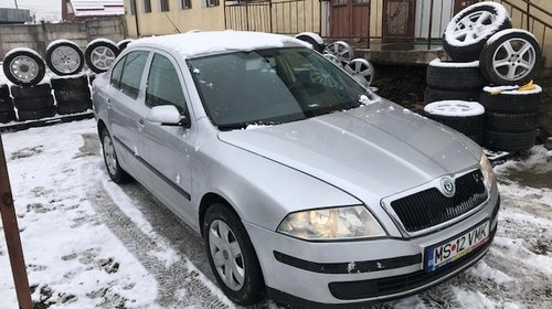 Armatura bara fata Skoda Octavia II 2006