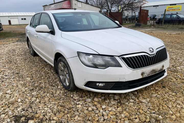 Armatura bara fata Skoda Superb 2 [facelift] [2013