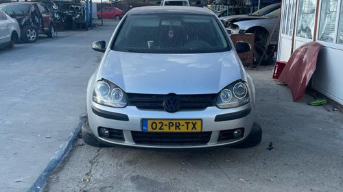 Armatura bara fata Volkswagen Golf 5 200