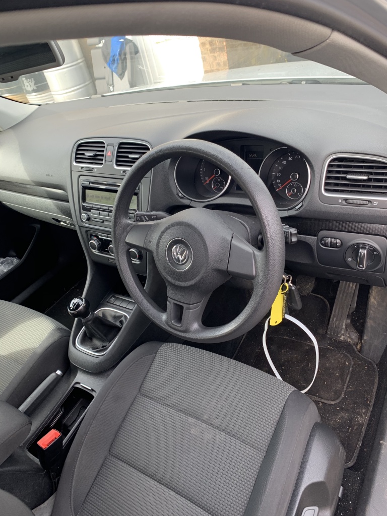 Armatura bara fata Volkswagen Golf 6 201