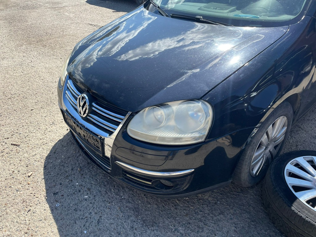 Armatura bara fata Volkswagen Jetta 2007