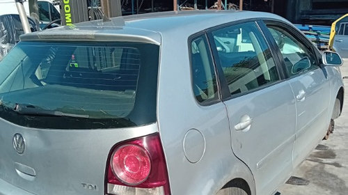 Armatura bara fata Volkswagen Polo 9N 20