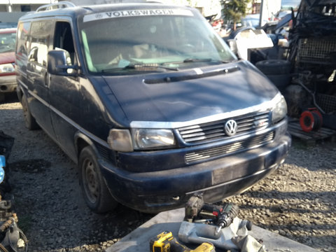 Armatura bara fata Volkswagen TRANSPORTER 2001 2,5tdi 2,5