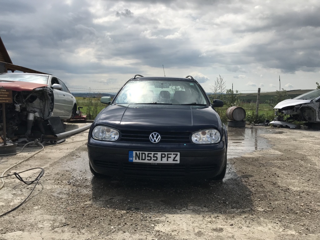 Armatura bara fata VW Golf 4 2006 combi 1600