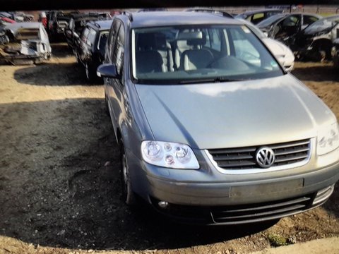 Armatura bara fata VW Touran 2004 Hatchback 1.9 tdi