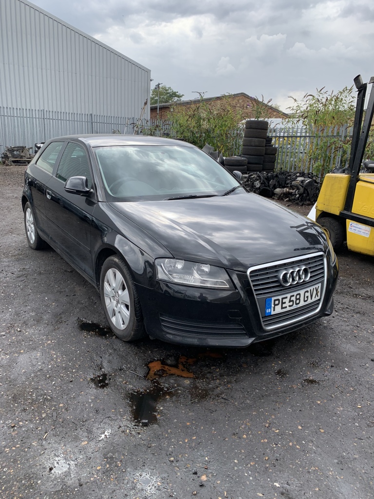 Armatura bara spate Audi A3 8P 2008 Coup